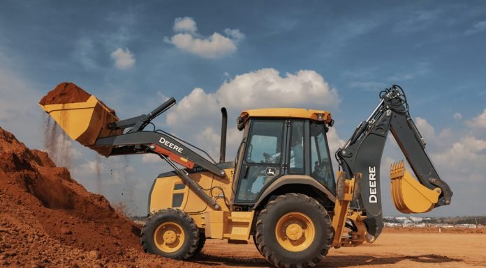 KLABIN CONTRATA – Operadora(or) Processos Florestais Retroescavadeira II – Campo do Tenente/Pr